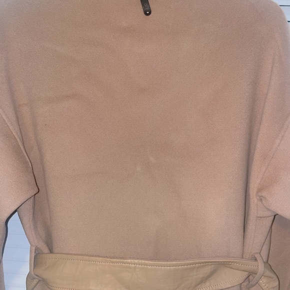 Medium size Tan Mackage trench winter coat - Picture 4 of 12